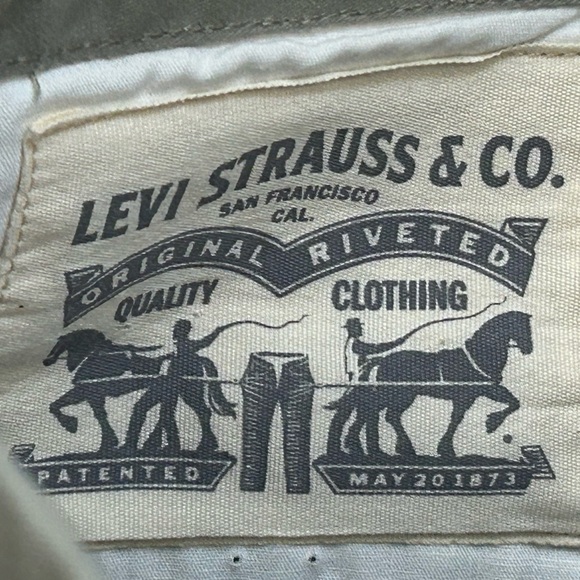 Levi Strauss Women's Gray Casual Shorts with Drawstring Sz 28 - Picture 5 of 12